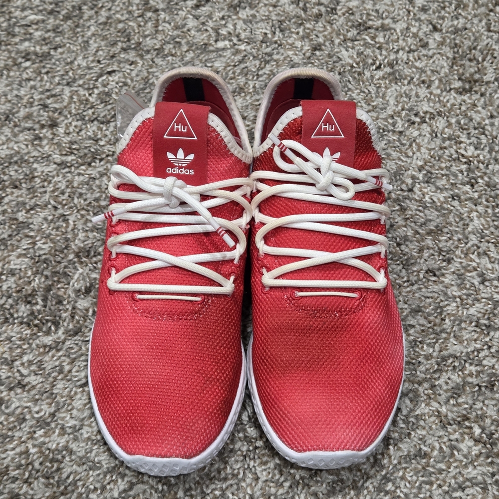 Adidas Sneakers